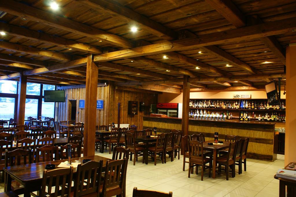 Grillbar Penzion & Restaurant Spisska Nova Ves Exterior photo